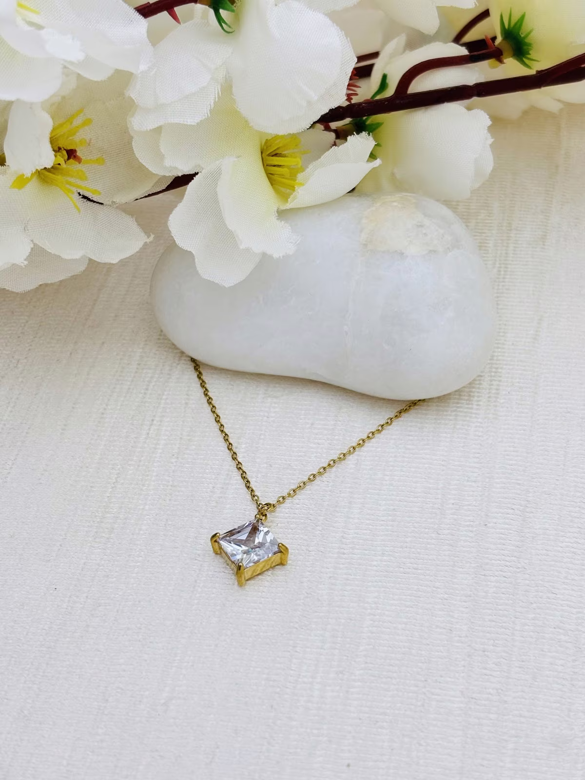 Regal Square Solitaire