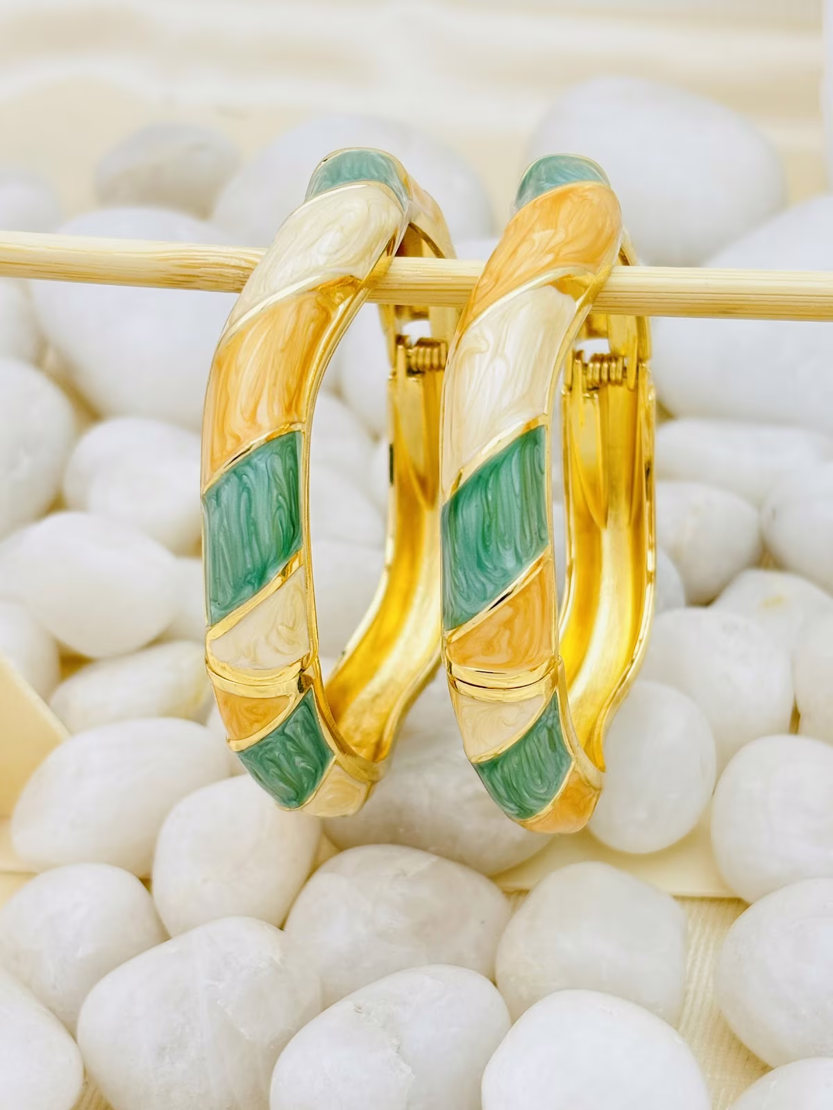 Marble Sweep Meenakari – Green Mustard