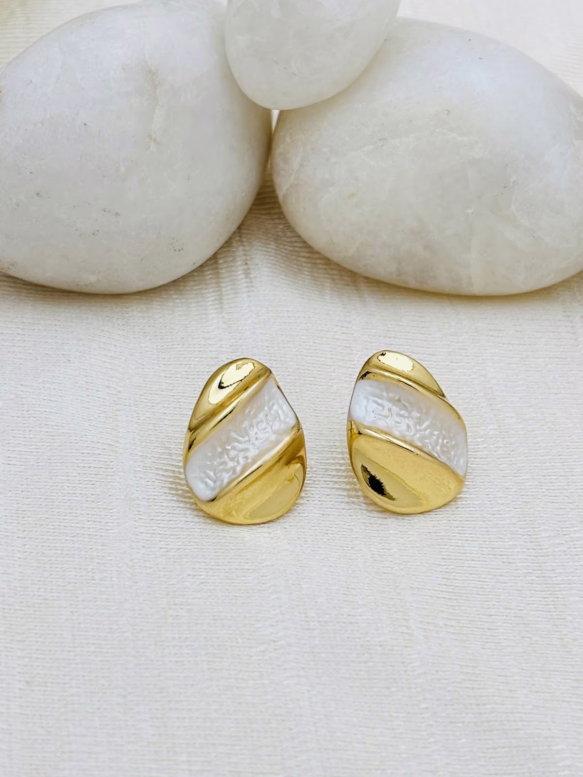 Stripe Enamel Studs – White