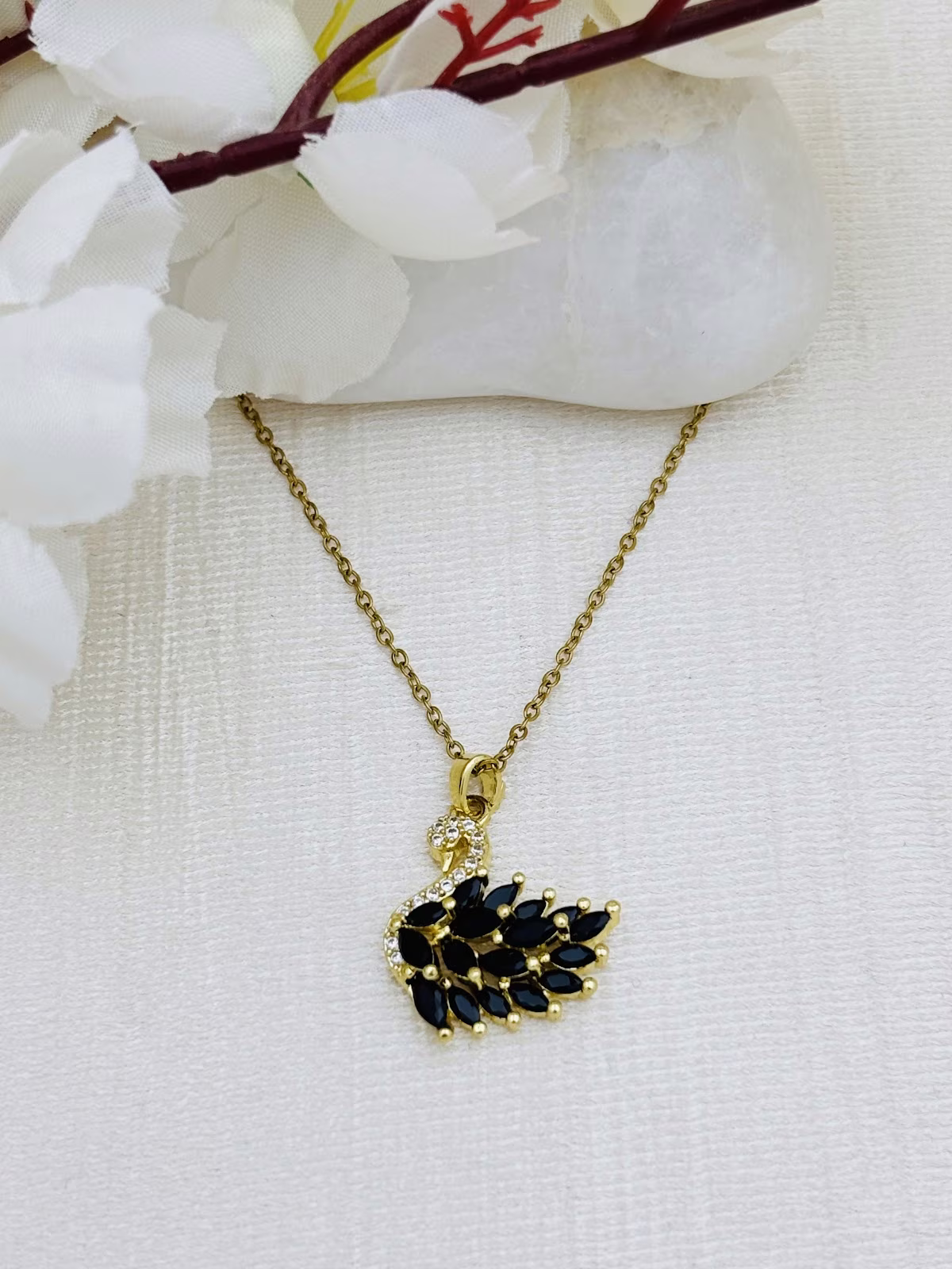 Onyx Leaf Pendant