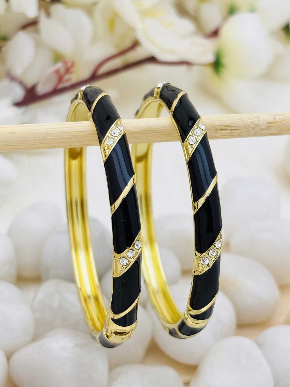 Ribbon Meenakari Kada