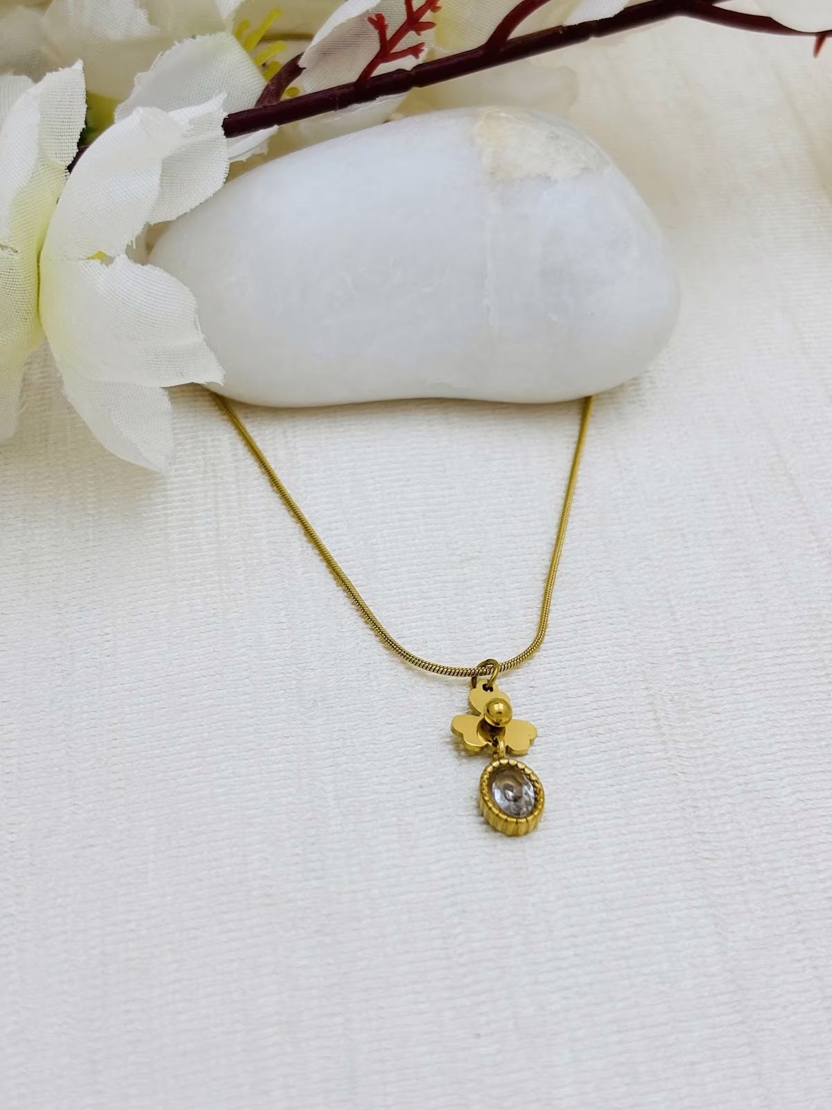 Floral Oval Pendant