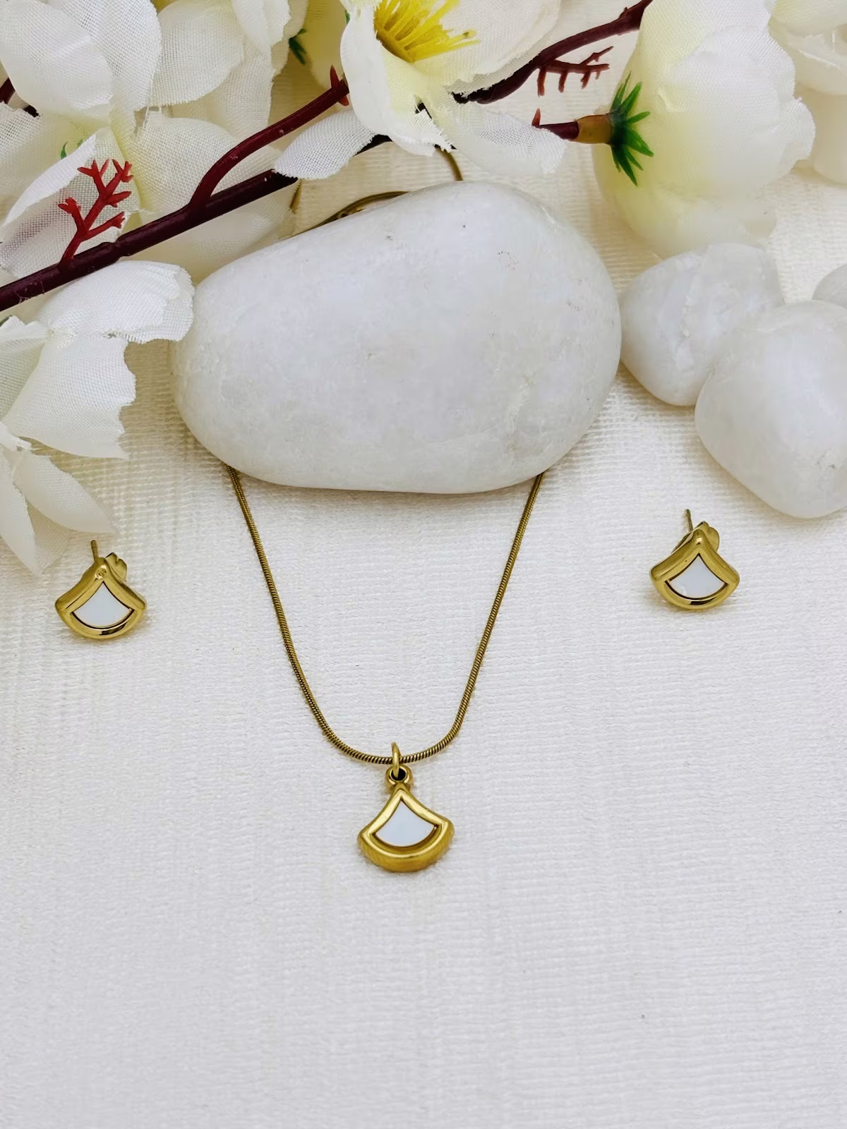 Crescent Pendant Set
