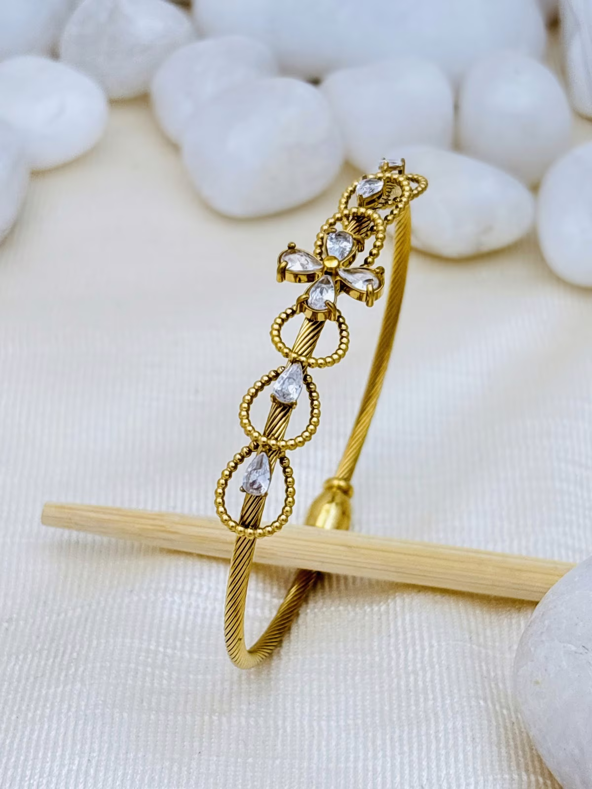 Infinity Drop Bracelet – White