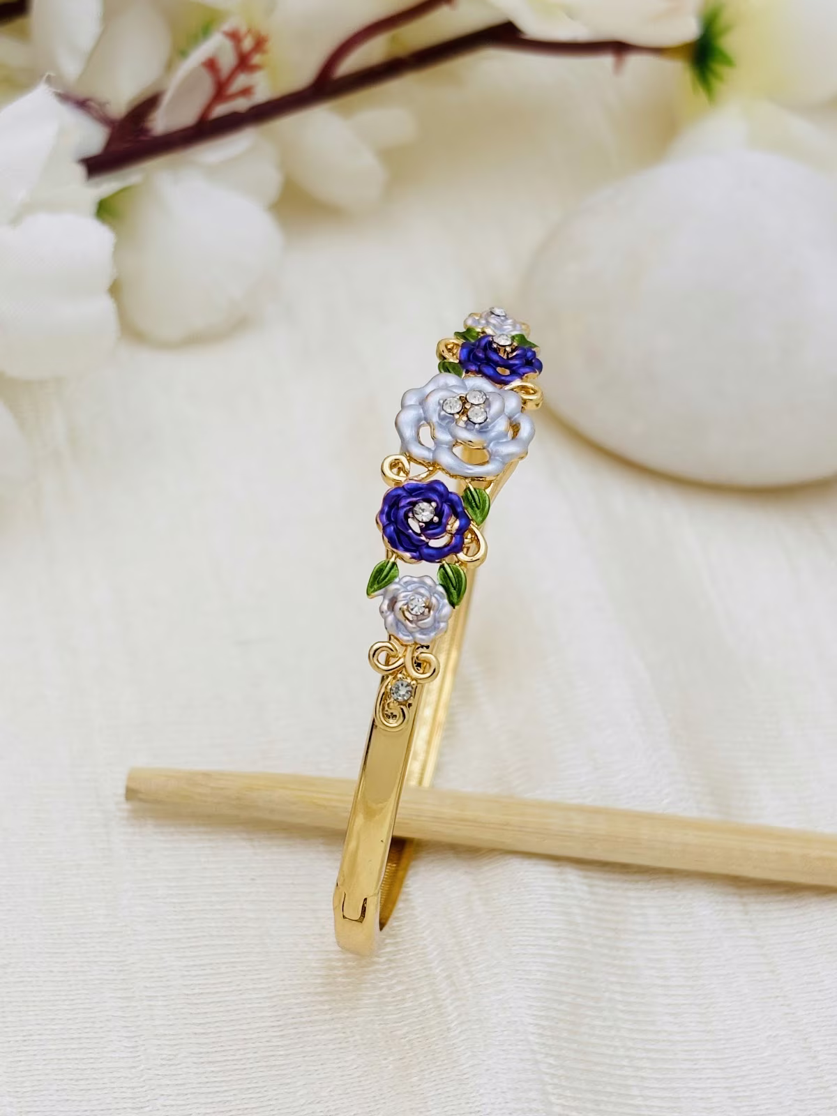 Rose Bouquet Bracelet – Purple