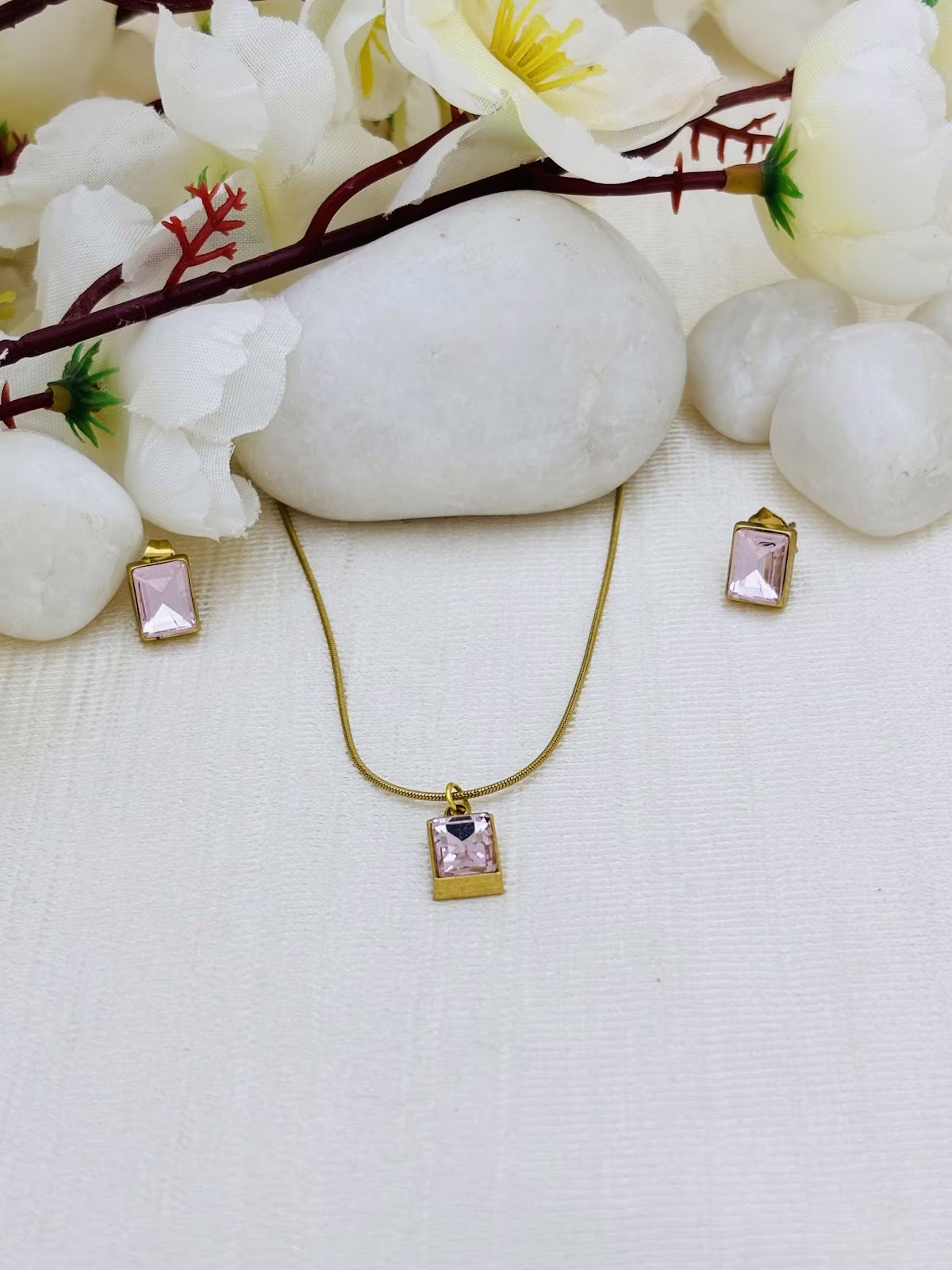 Framed Gem Harmony – Baby Pink