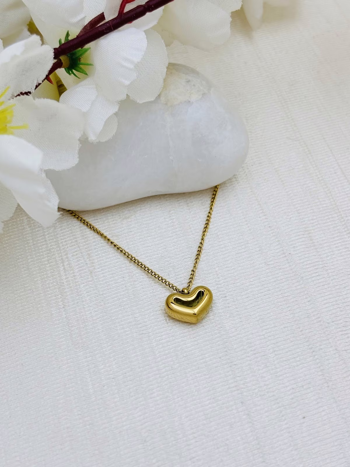 Sculpted Heart Pendant