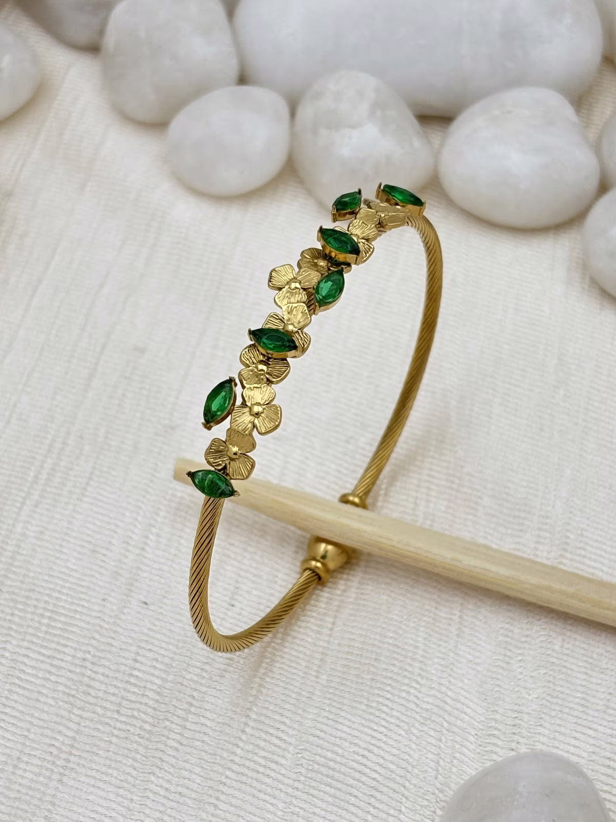 Leaf Stone Bracelet
