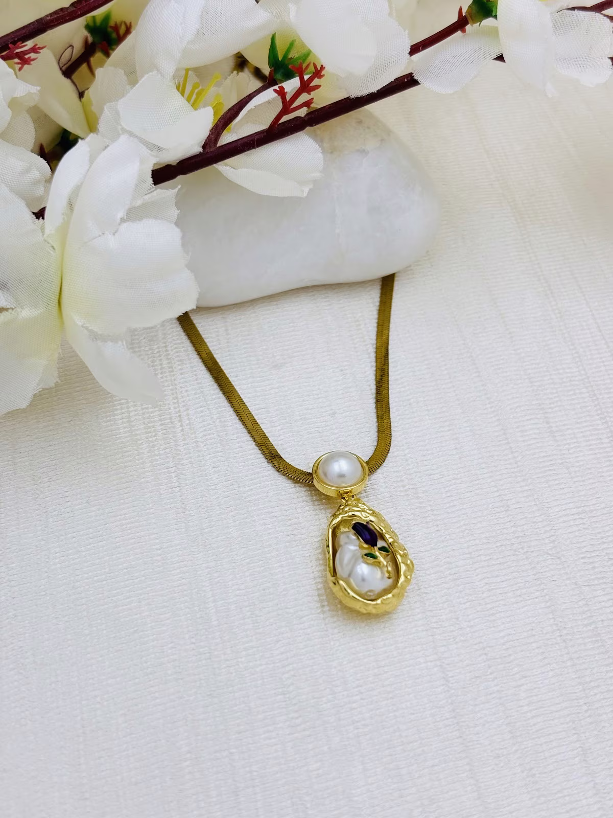 Pearl Tulip Pendant
