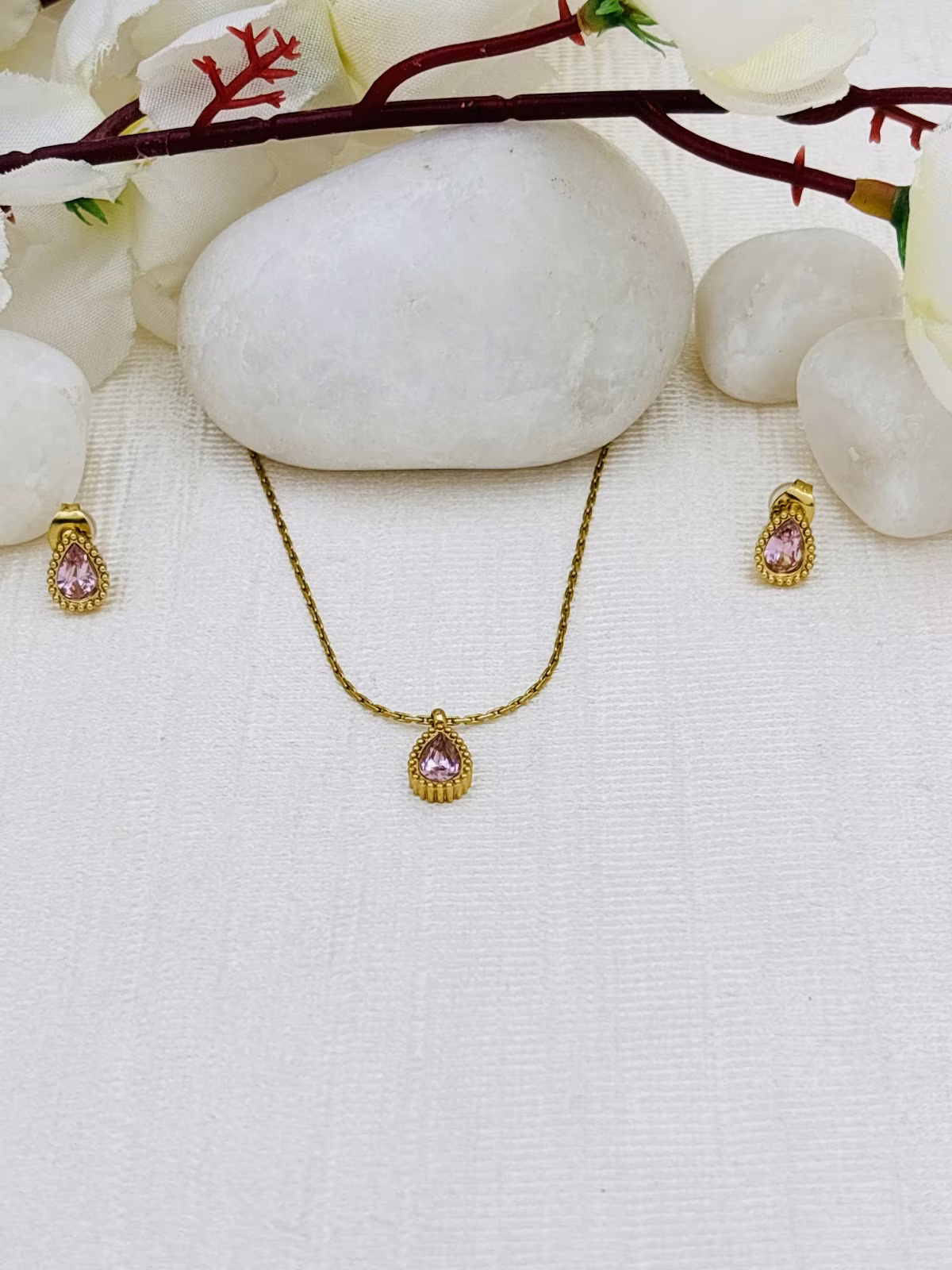 Teardrop Pendant Set – Baby Pink