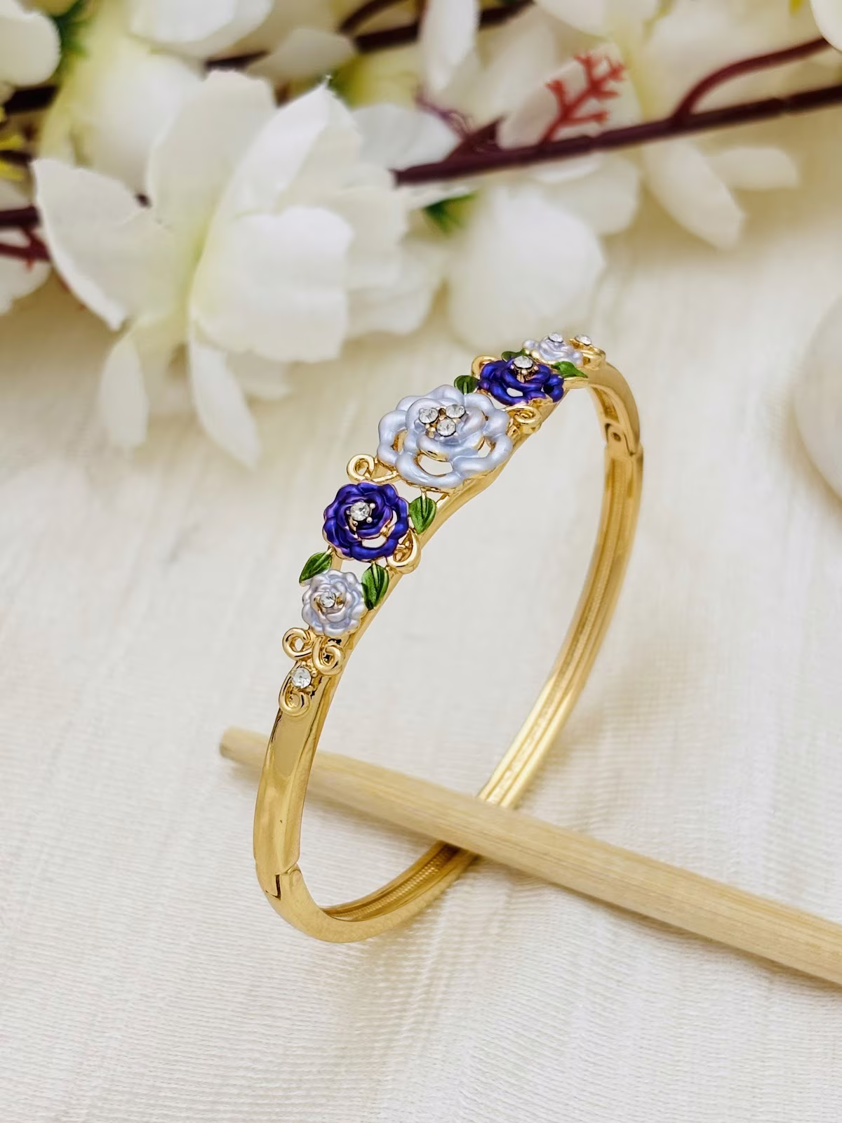 Rose Bouquet Bracelet – Purple