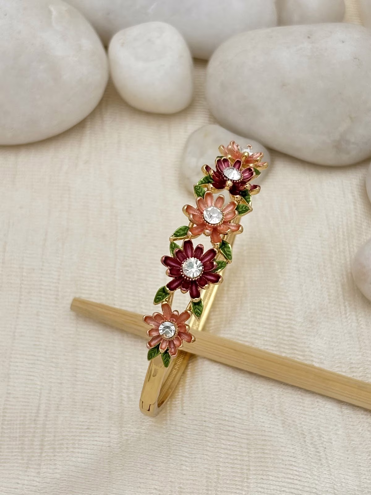 Trinity Bloom Bracelet – Maroon