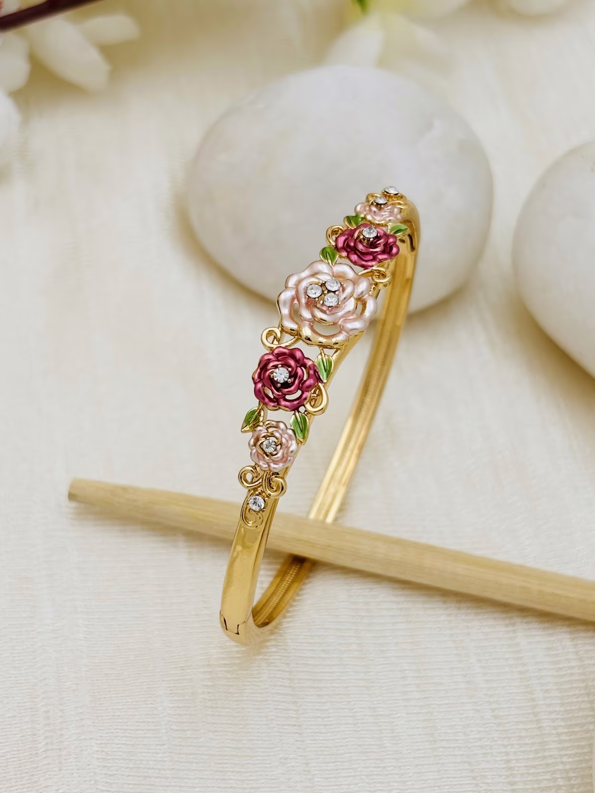 Rose Bouquet Bracelet – Maroon