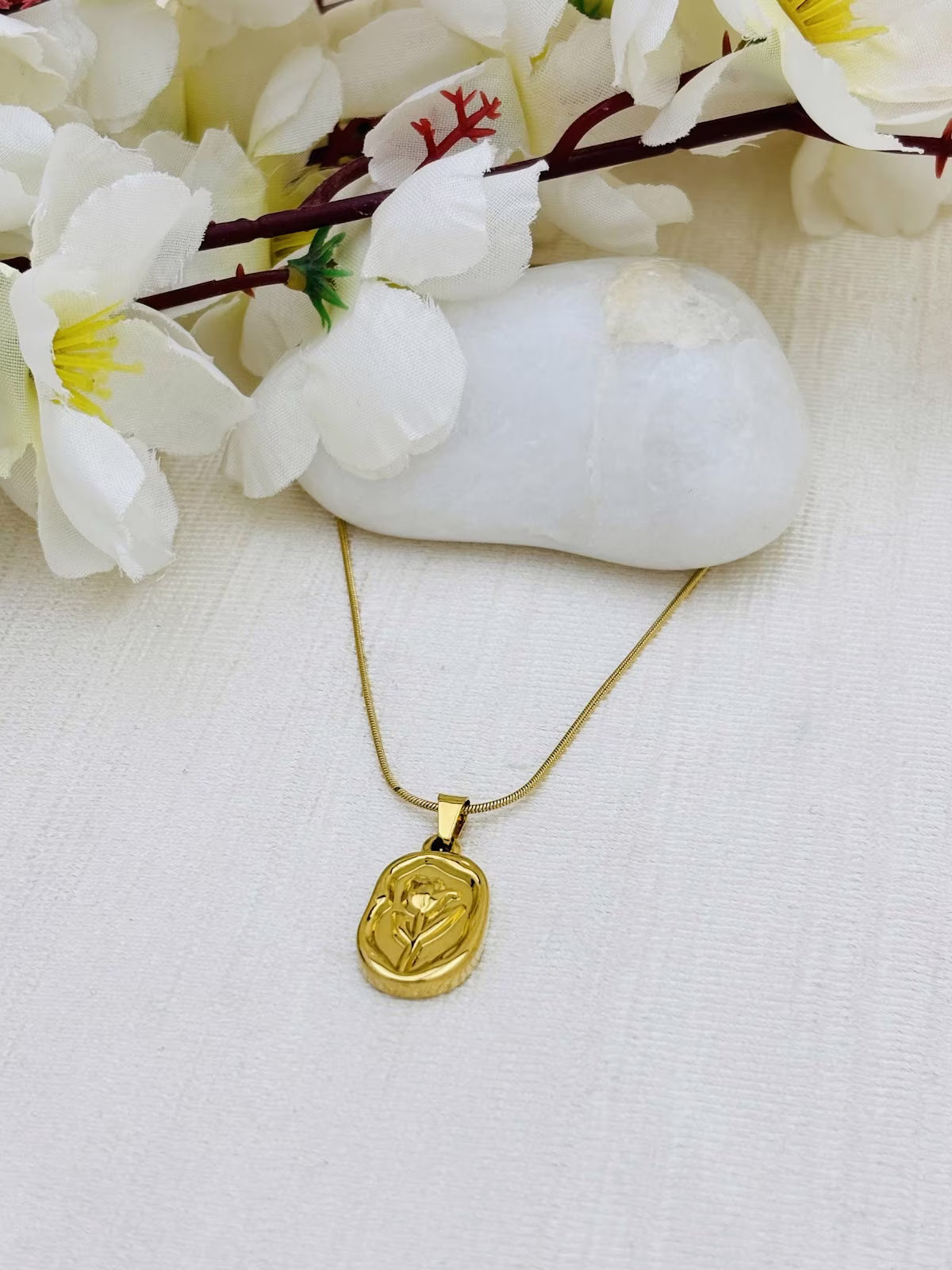 Embossed Rose Medallion
