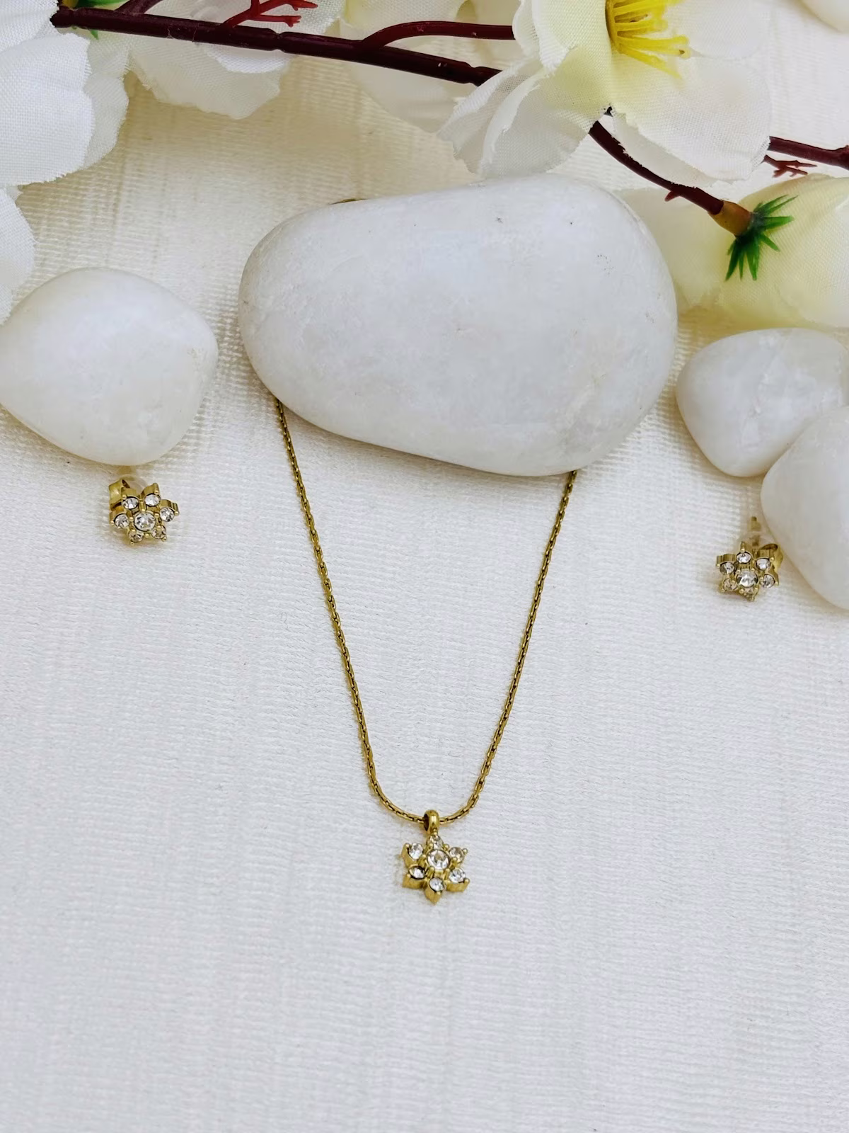 Blossom Pendant Set