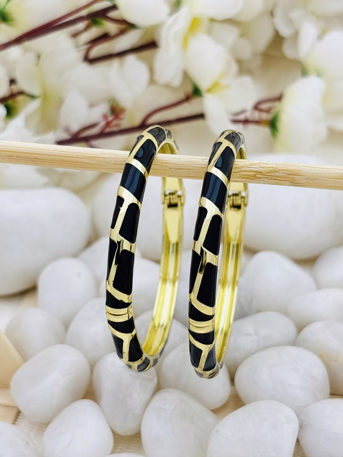 Lattice Meenakari Kada – Black