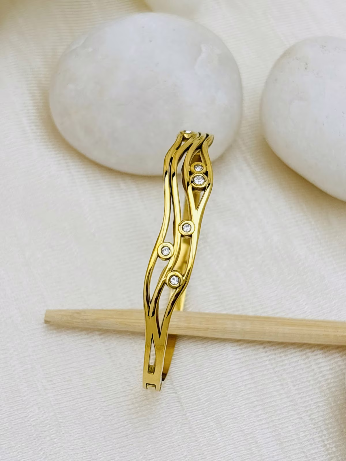 Wave Crystal Kada