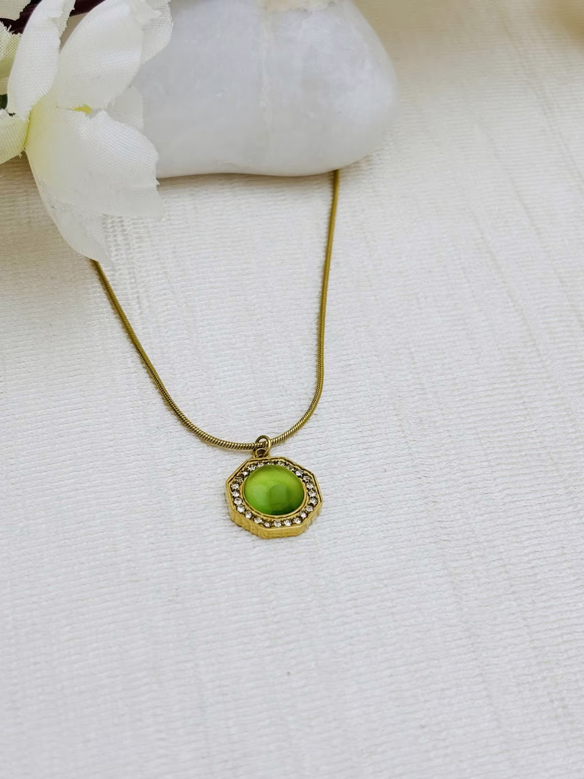 Lime Halo Charm