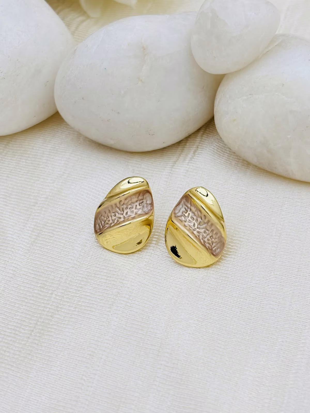 Stripe Enamel Studs – Beige