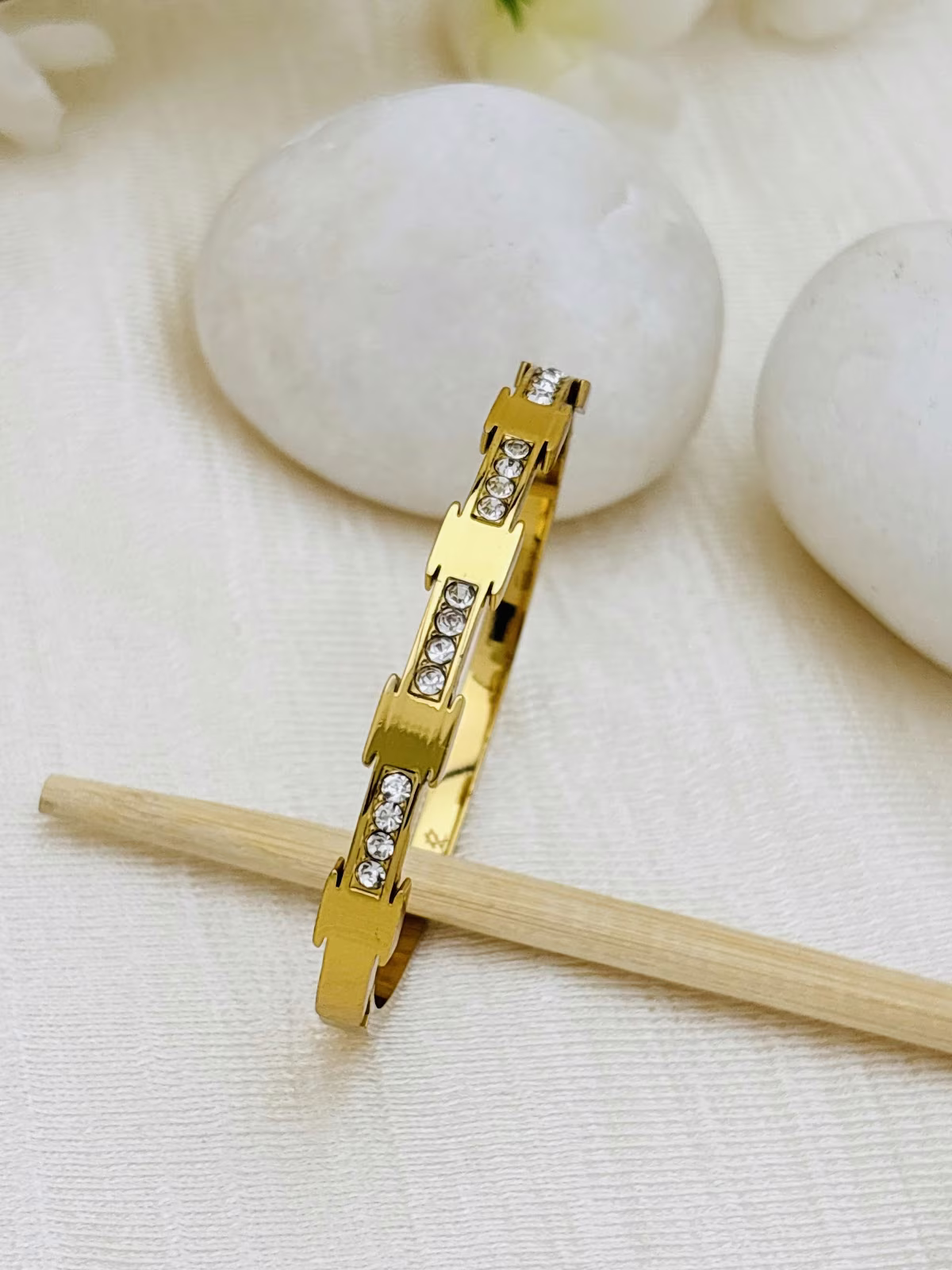 Stepped Crystal Kada