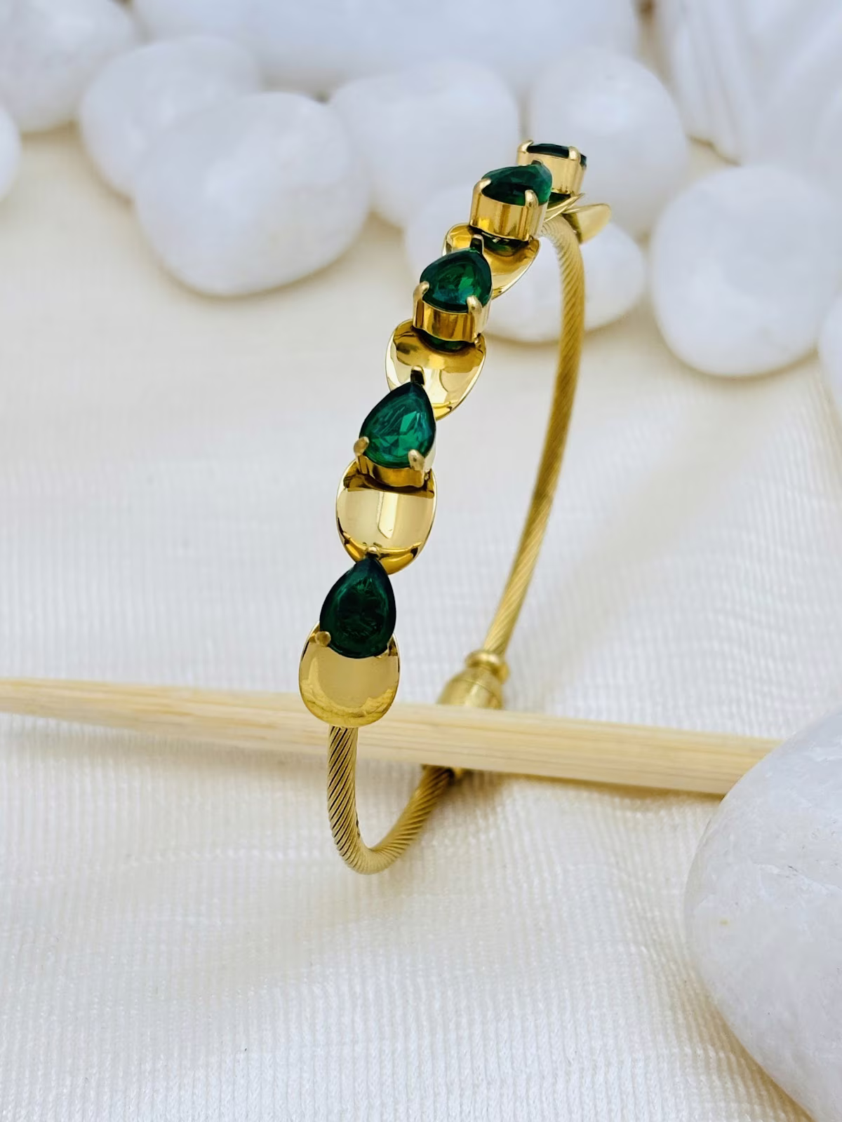 Teardrop Frame Bracelet
