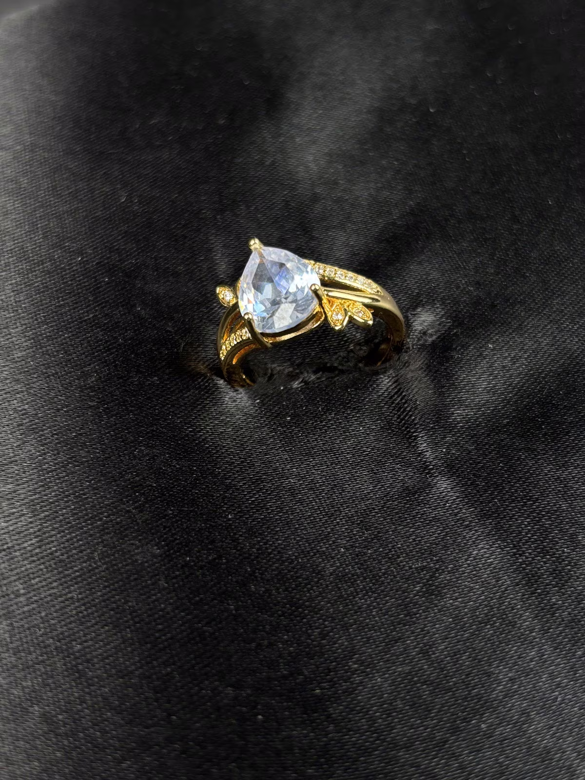 Pear Crystal Ring