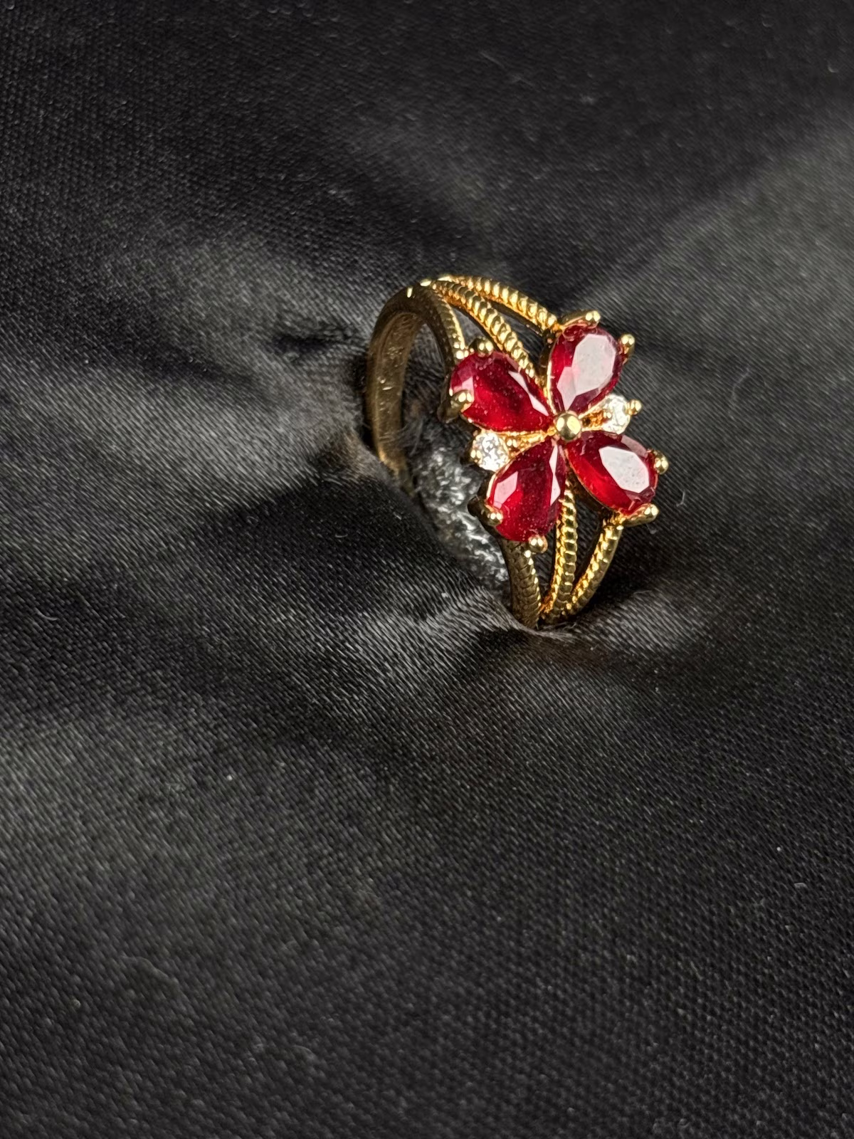 Garnet Petal Ring
