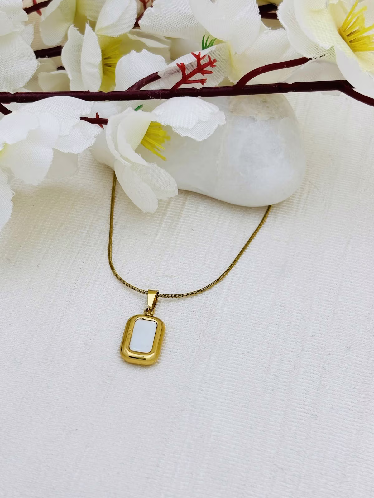 Ivory Rectangle Frame