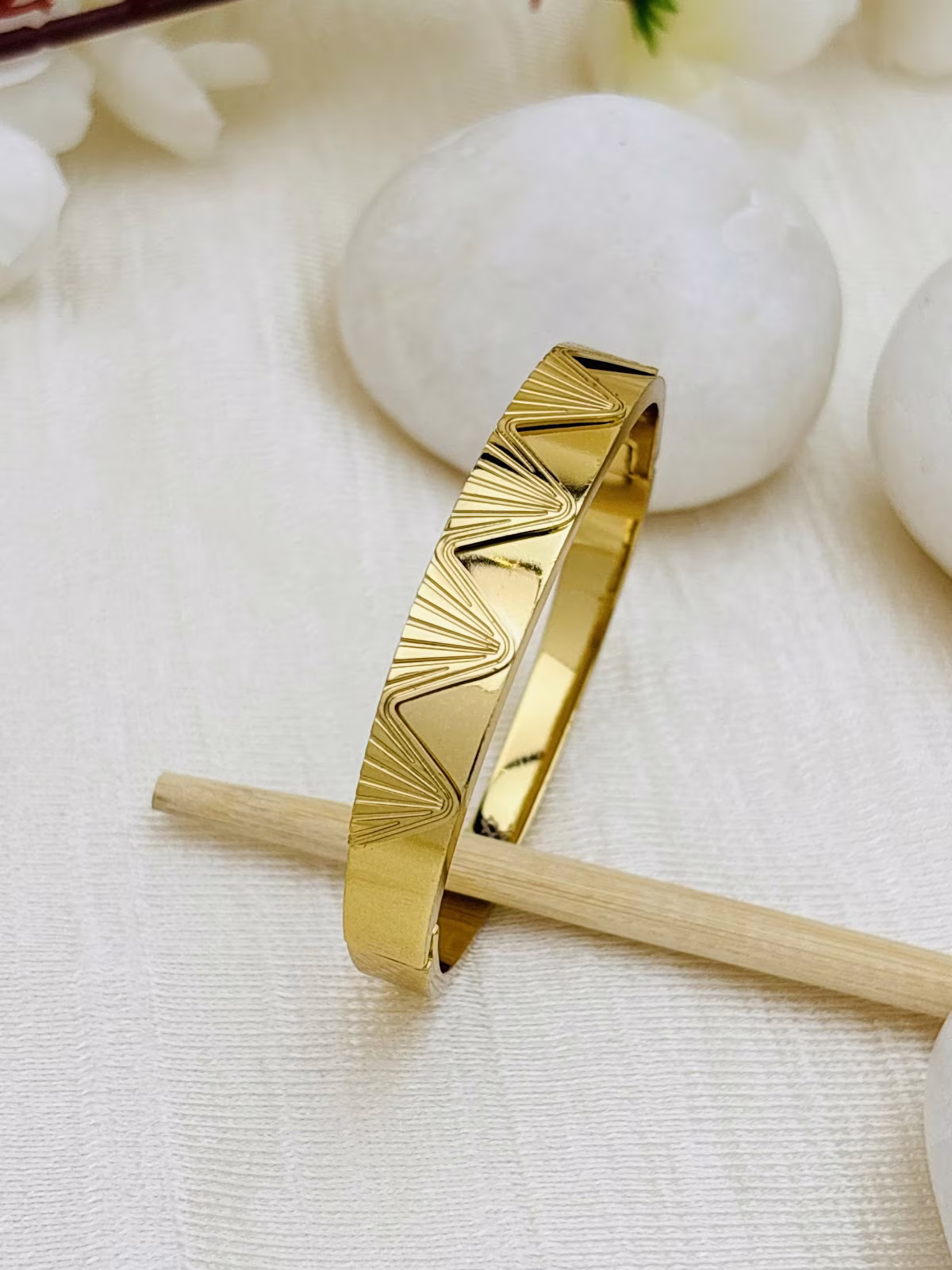 Sunburst Panel Kada