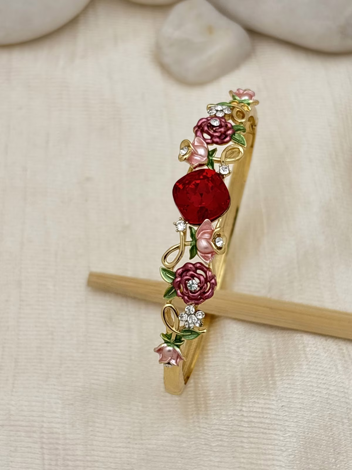 Gem Rose Bracelet – Red