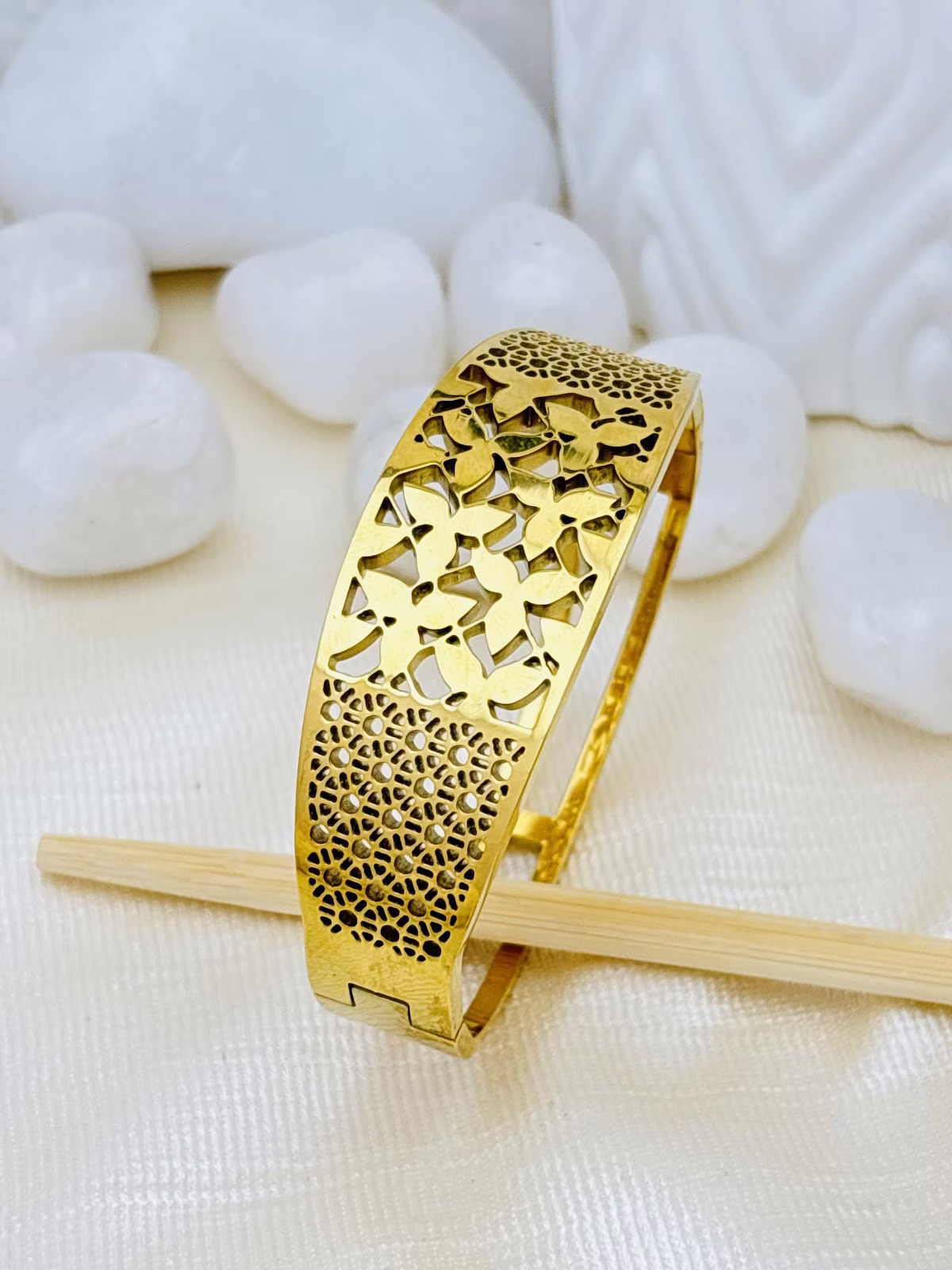 Geometric Lace Kada