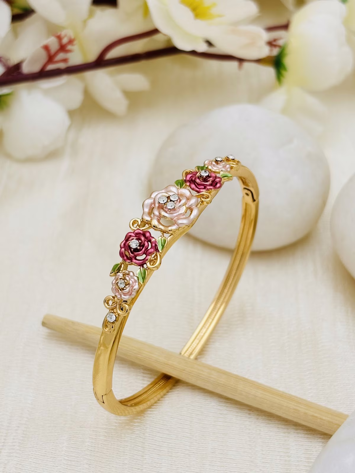 Rose Bouquet Bracelet – Maroon