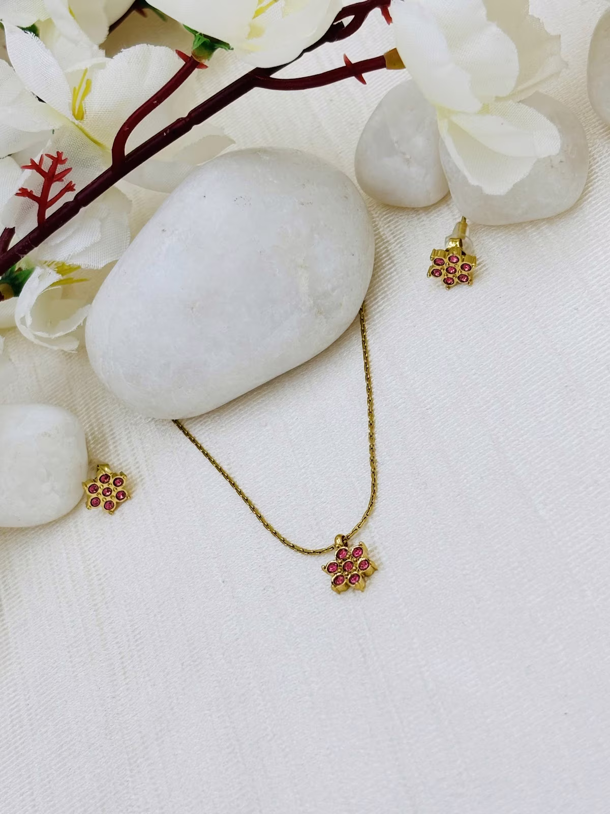 Floret Pendant Set – Magenta Pink
