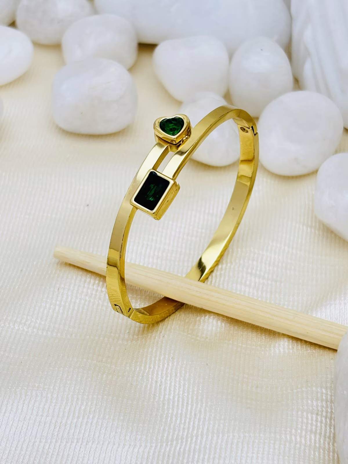 Dual Gem Kada