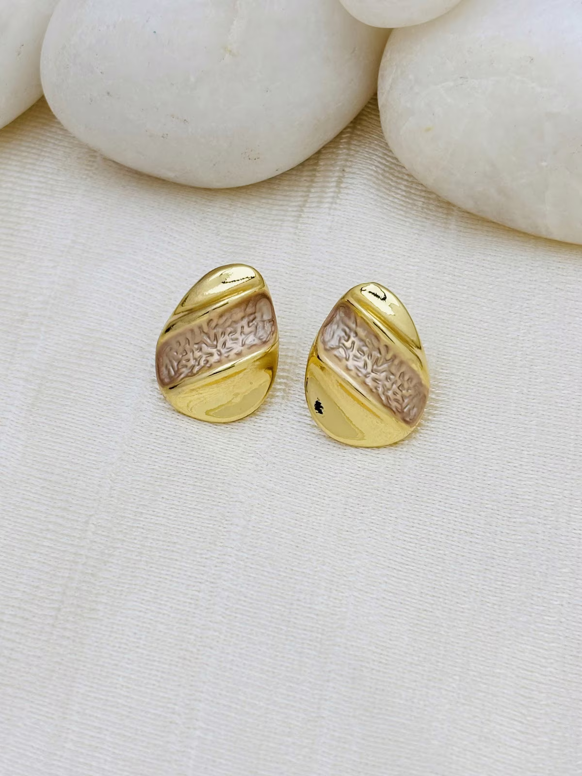 Stripe Enamel Studs – Beige
