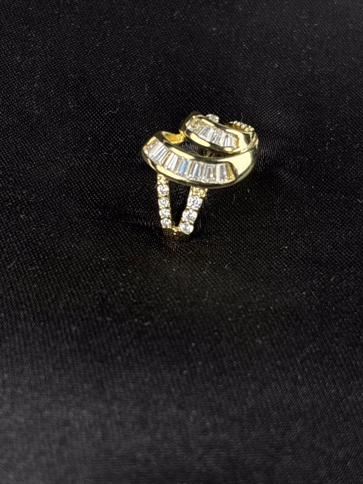 Regal Halo Ring