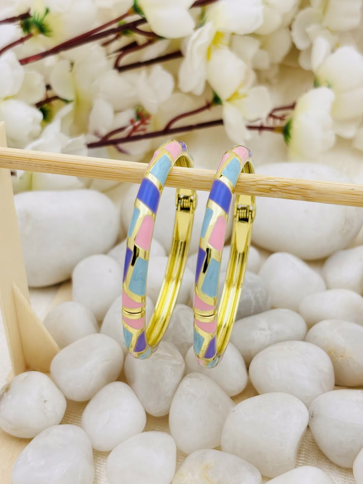 Prism Meenakari Kada