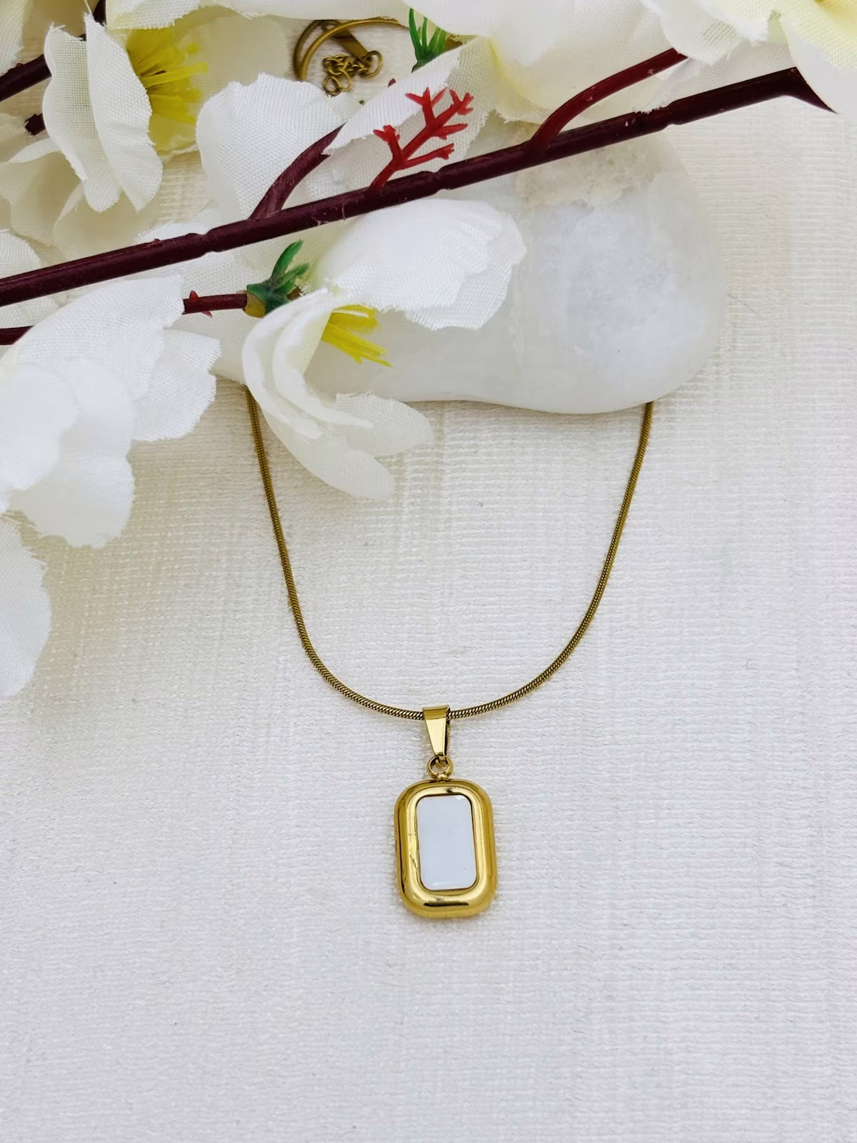 Ivory Rectangle Frame