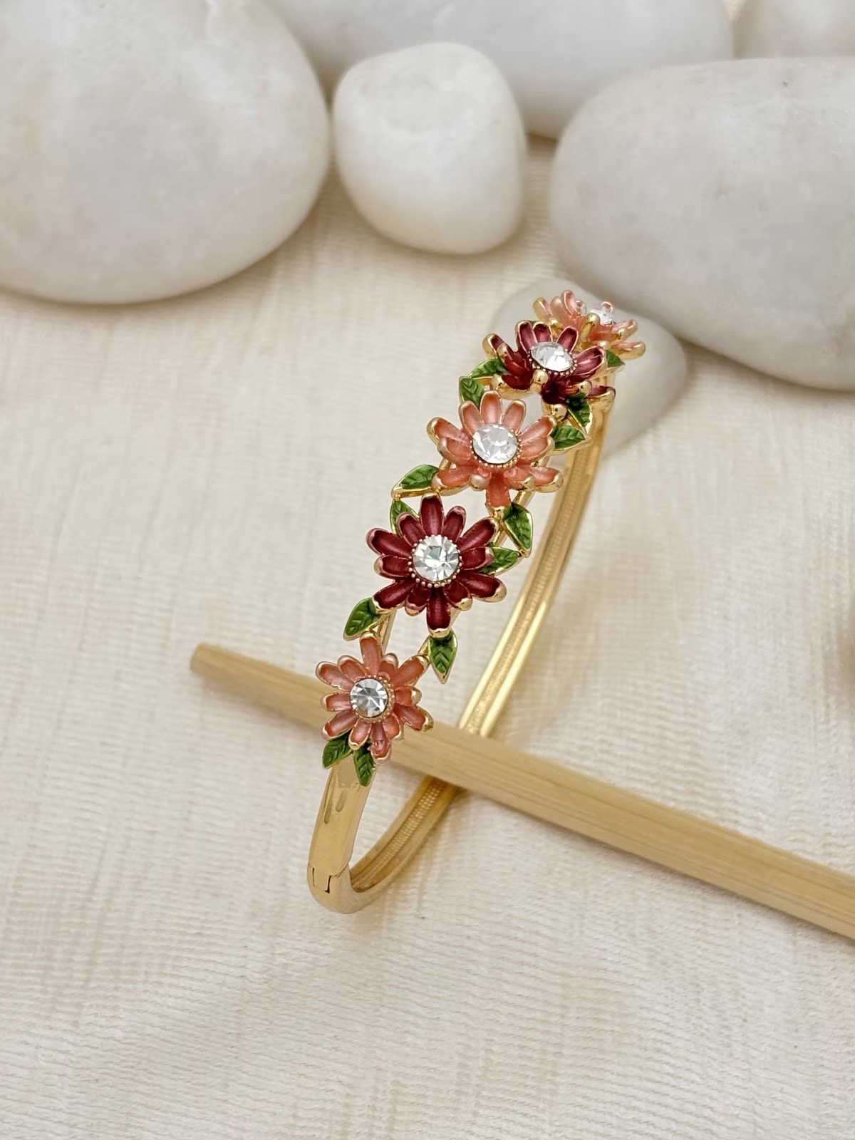 Trinity Bloom Bracelet – Maroon