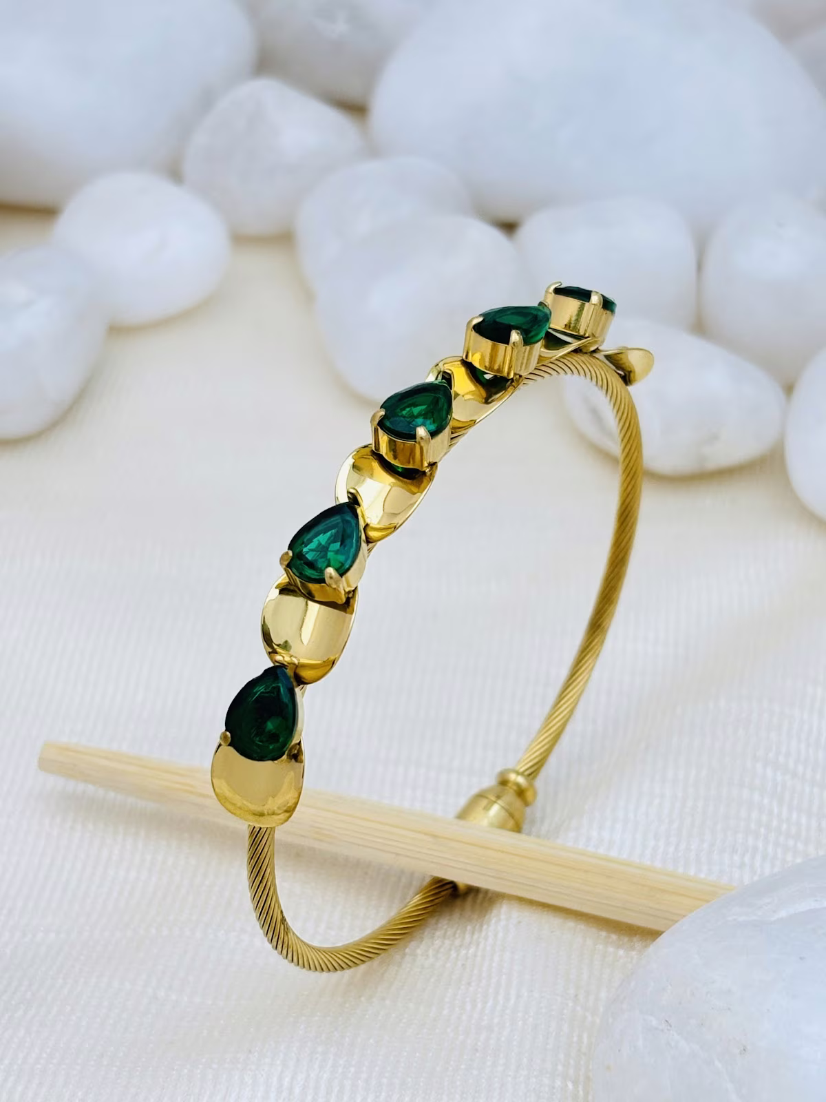 Teardrop Frame Bracelet