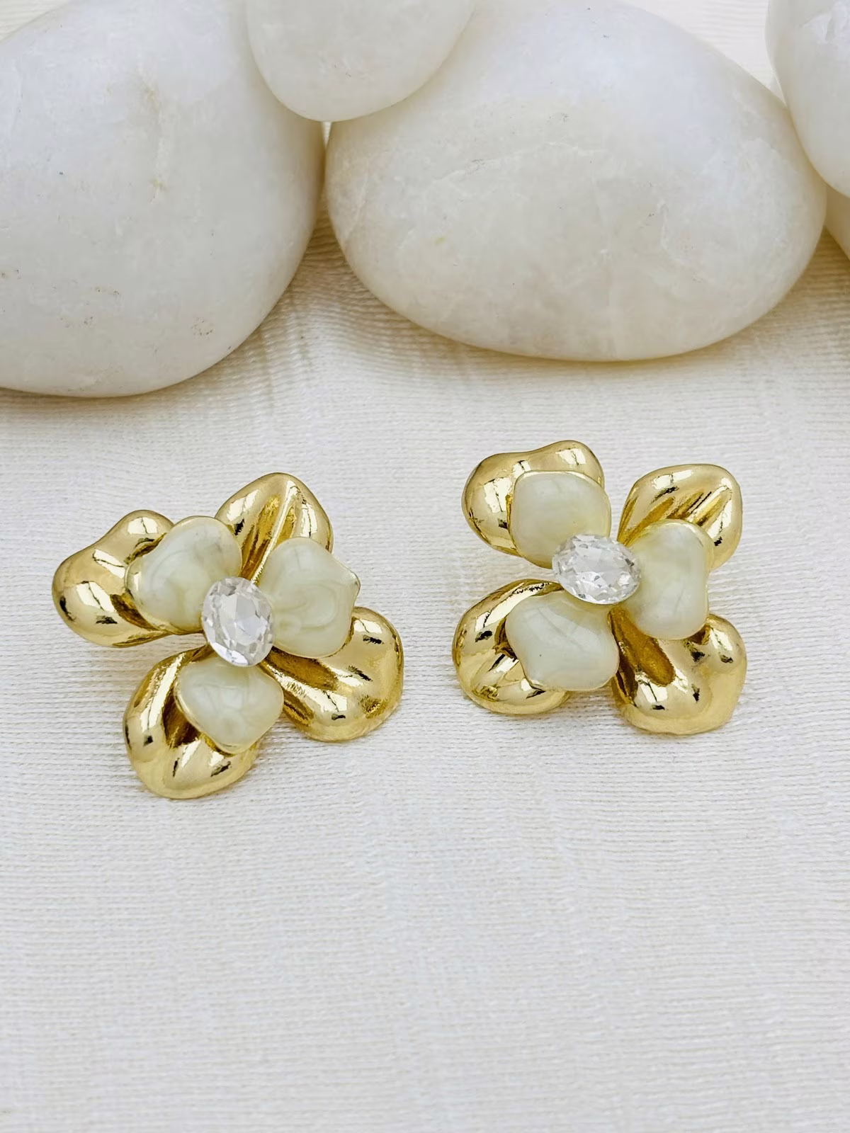 Petal Enamel Studs – Off White