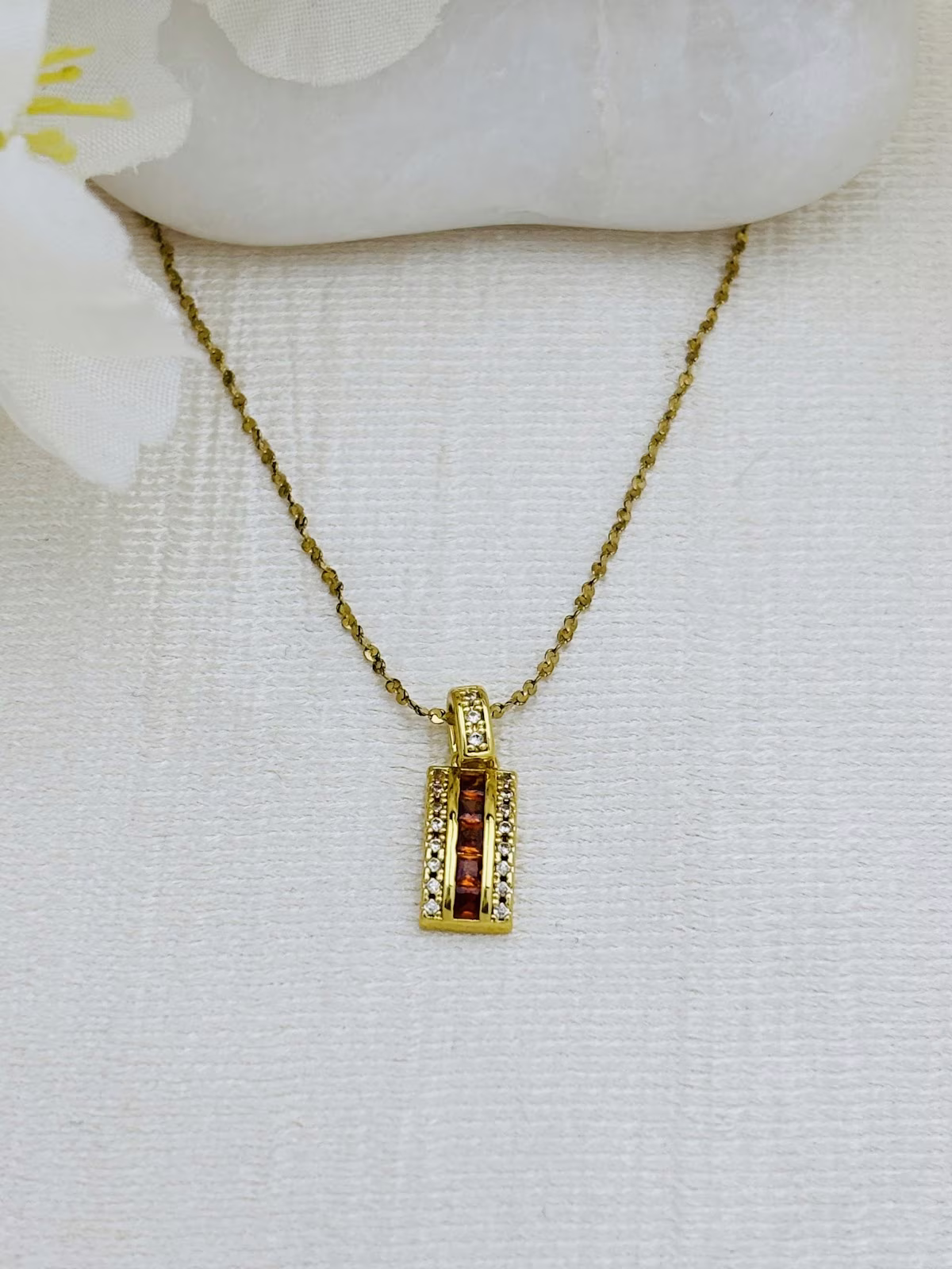Linear Crystal Pendant