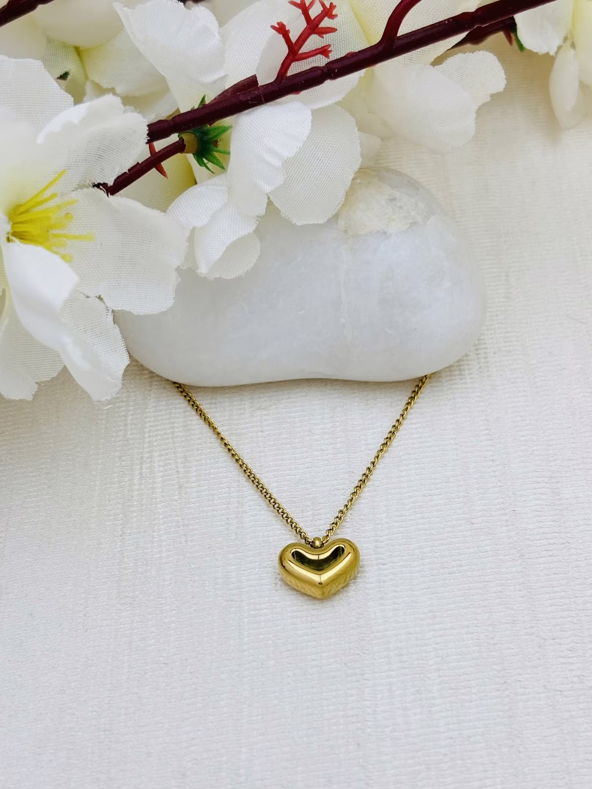 Sculpted Heart Pendant