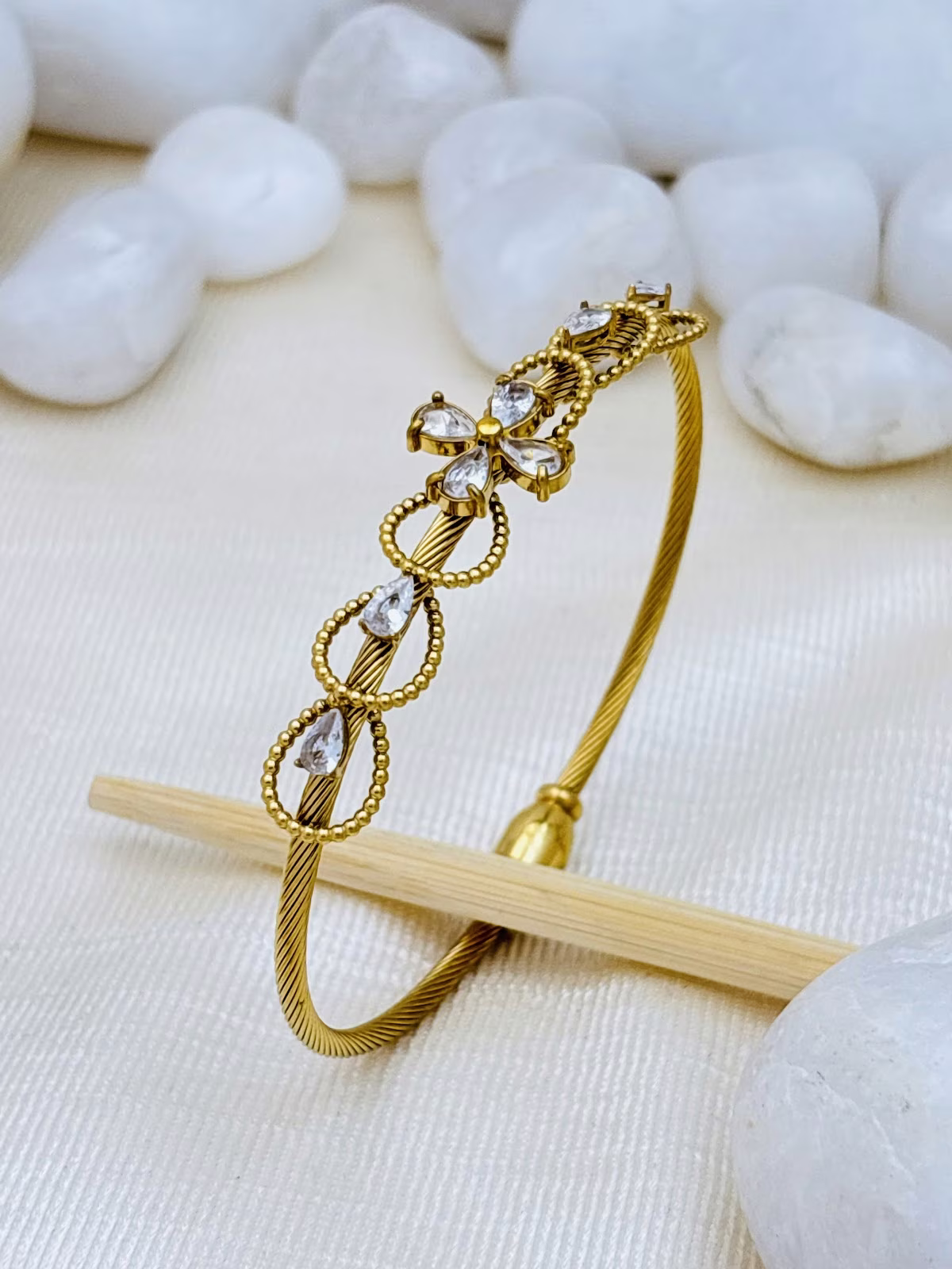 Infinity Drop Bracelet – White
