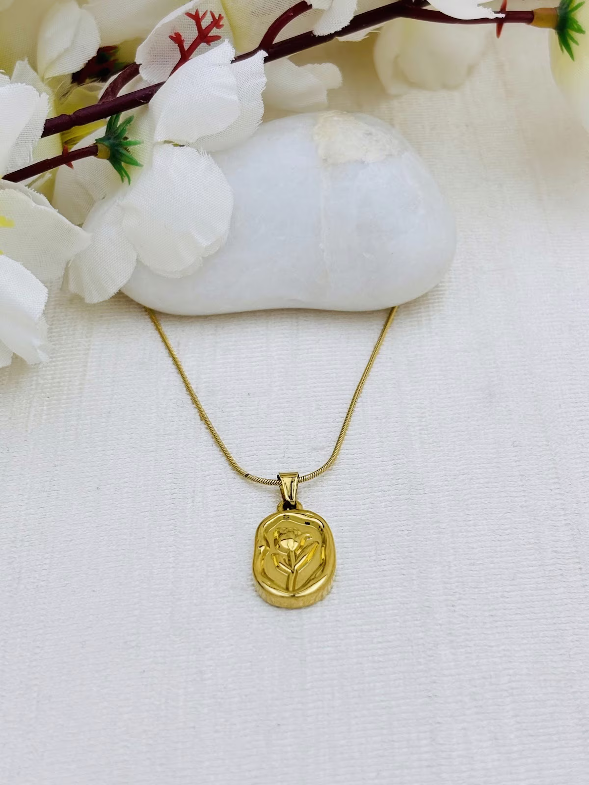 Embossed Rose Medallion