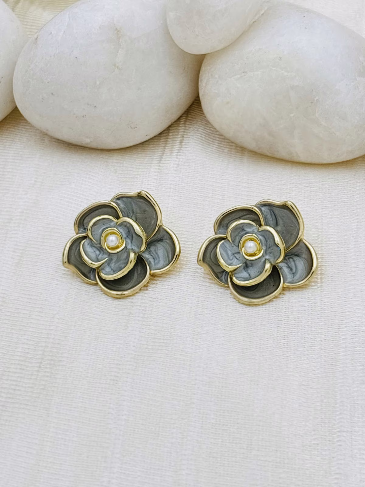 Layered Enamel Studs – Olive Green